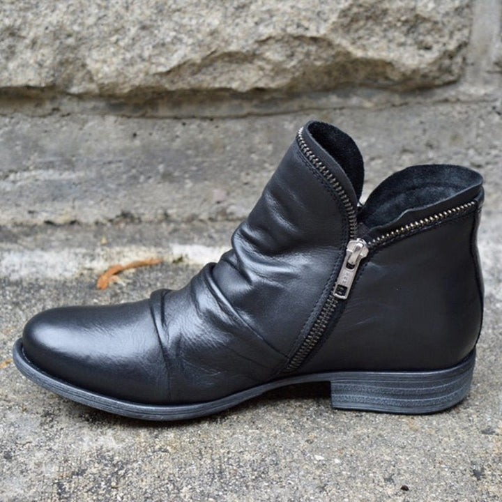 Victoria™ – Leather Boots with Practical Zipper