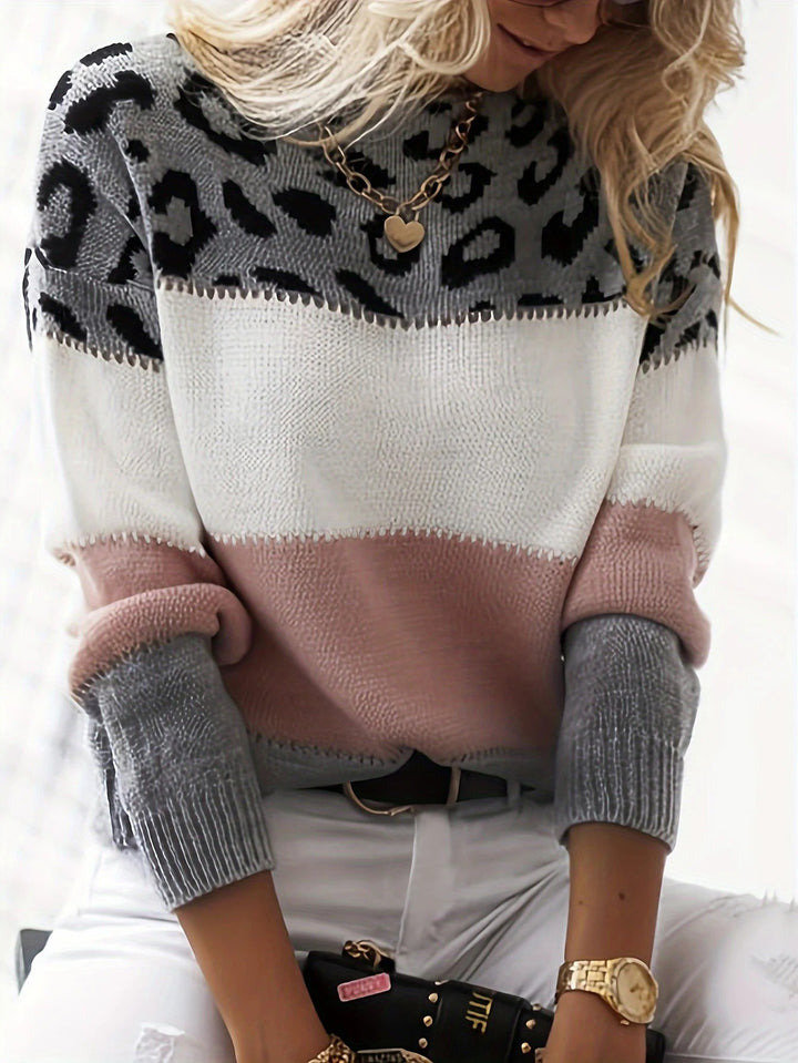 Lira - Cozy Leopard Print Sweater