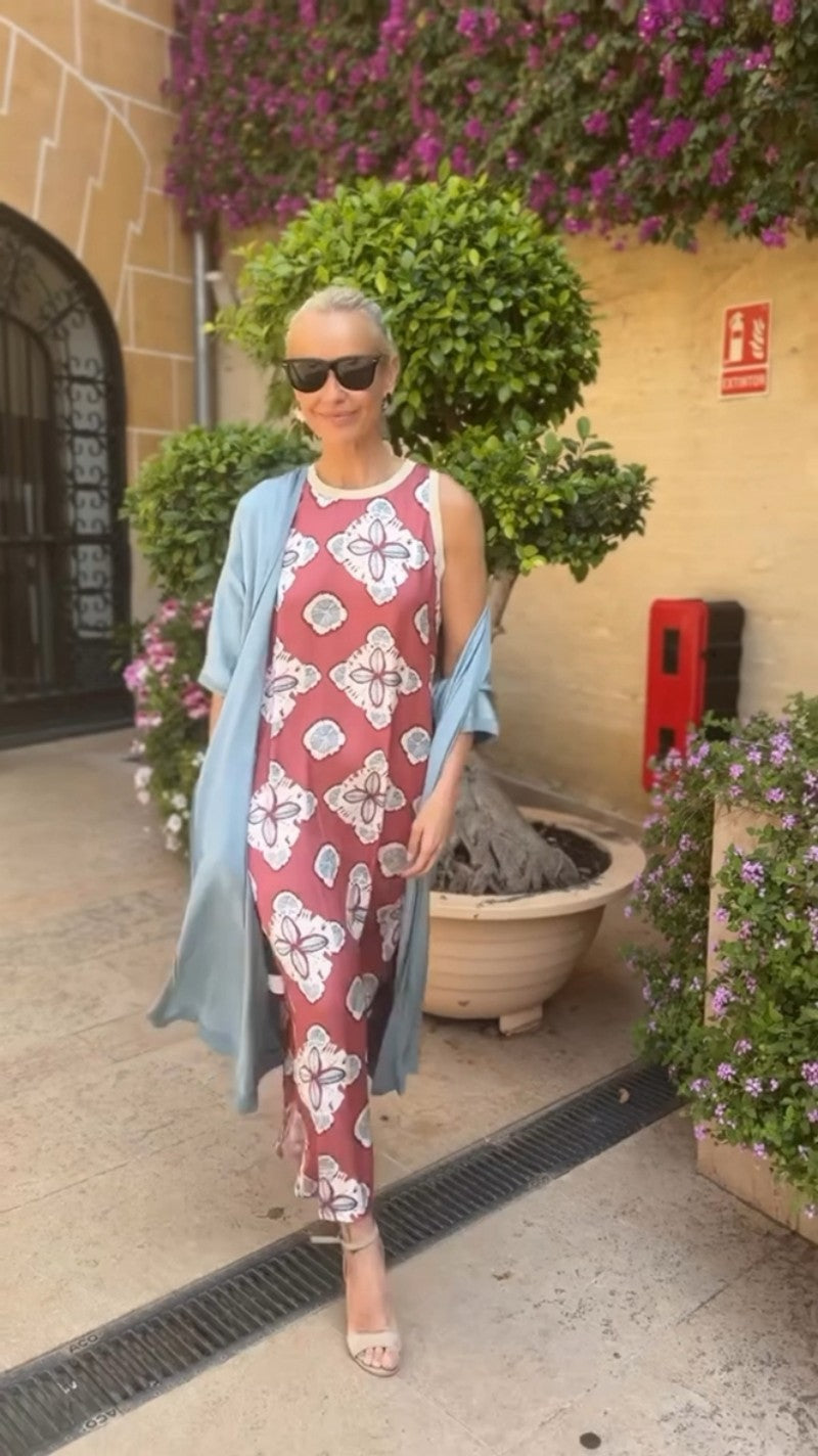 Selah | Elegant long dress with matching shawl