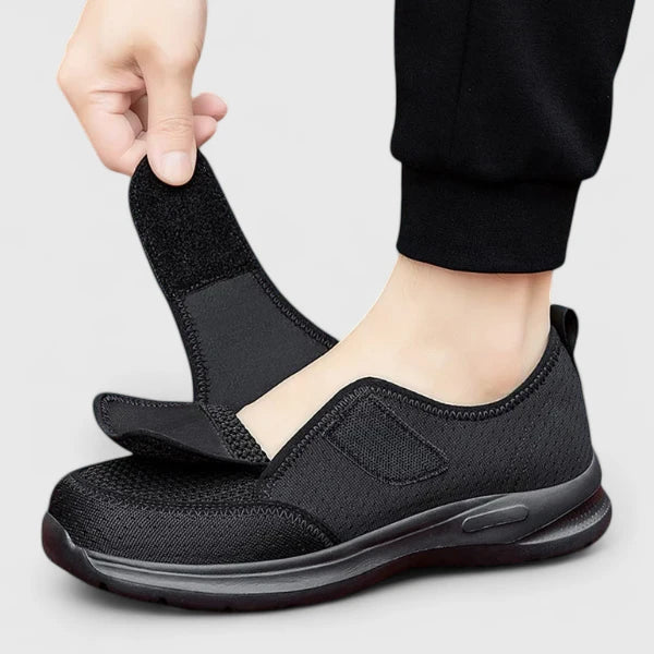Black / 12