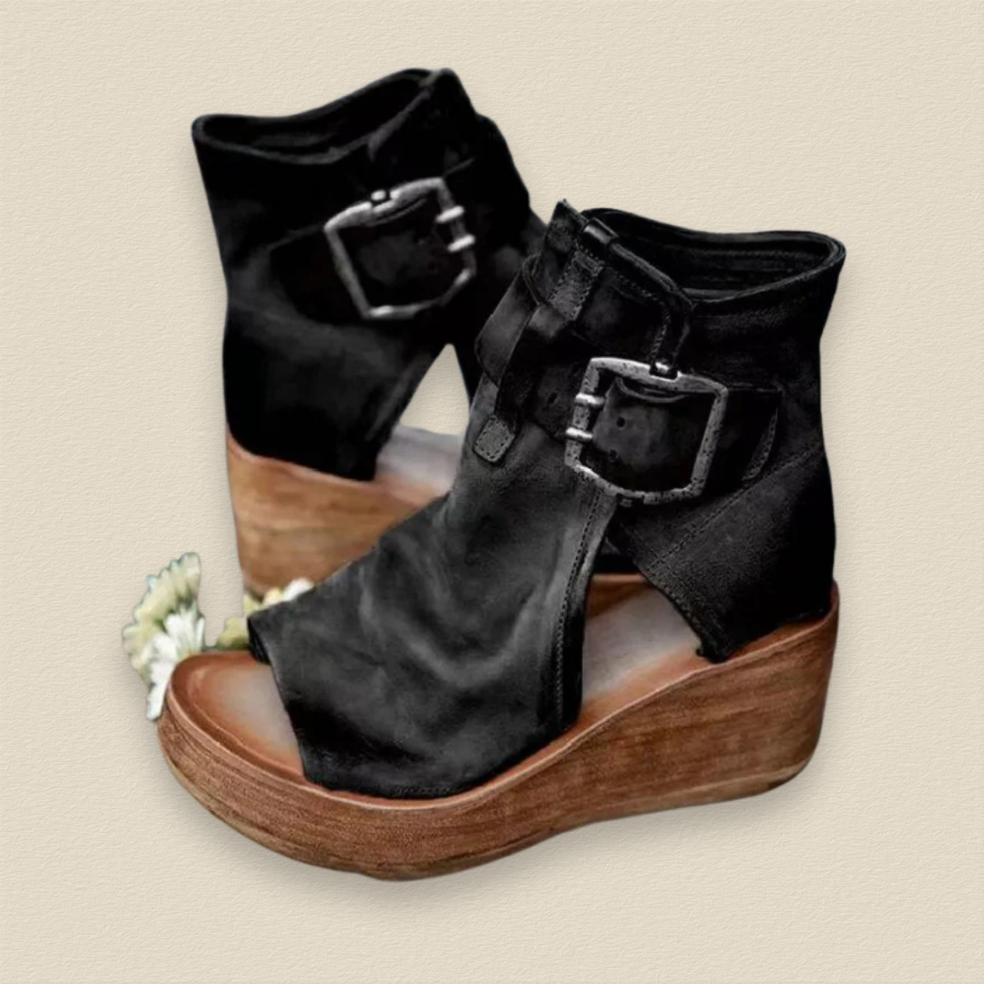Black / 11