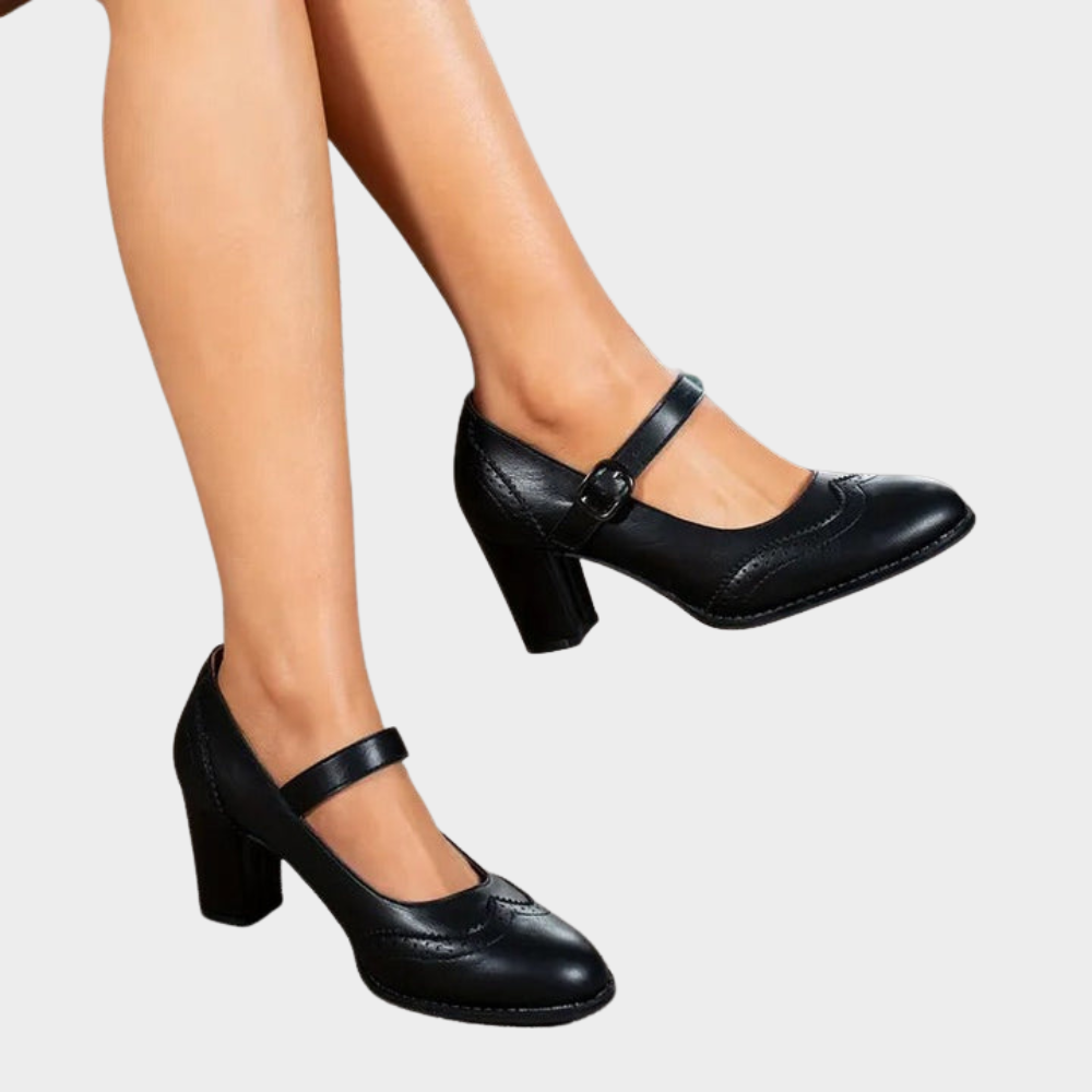 Black / 11