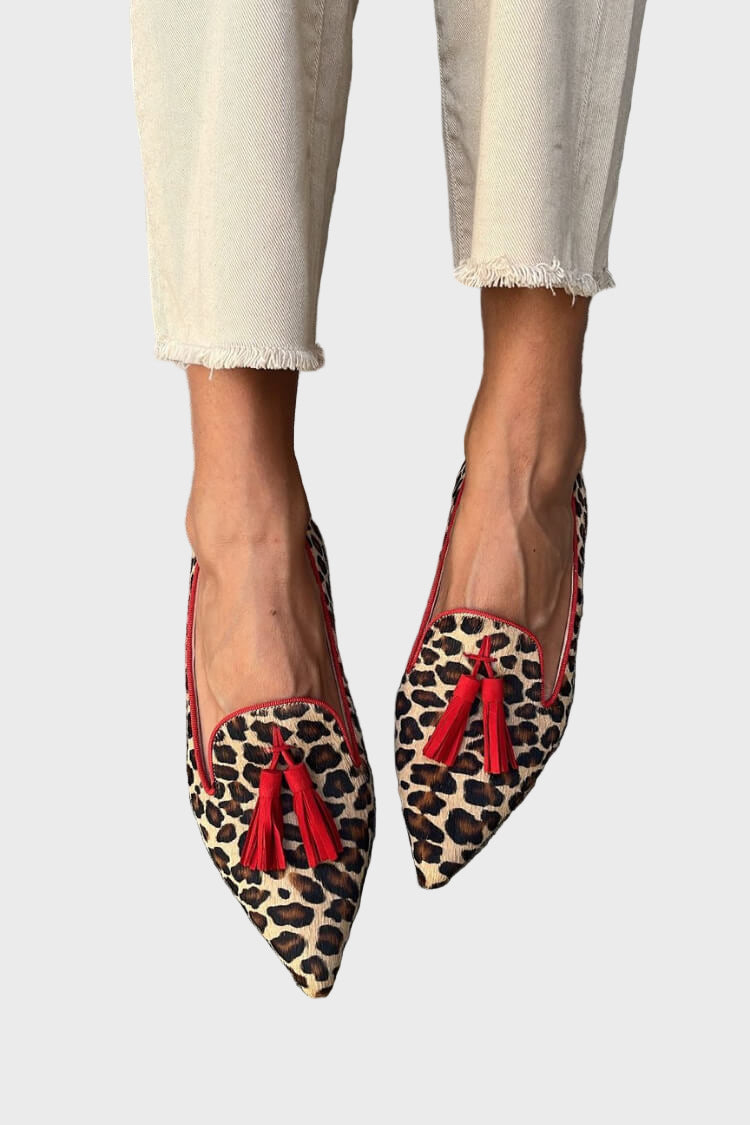 Noa | Red-Tasseled Pointed Flats