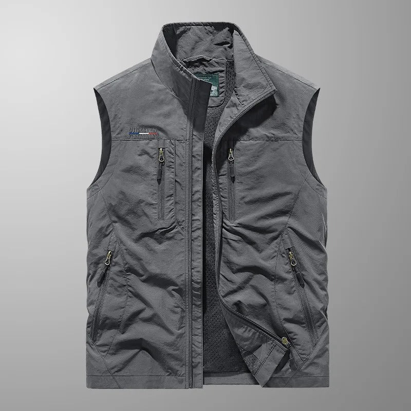 TOPHER | MULTI-POCKKET SLEEVELESS VEST