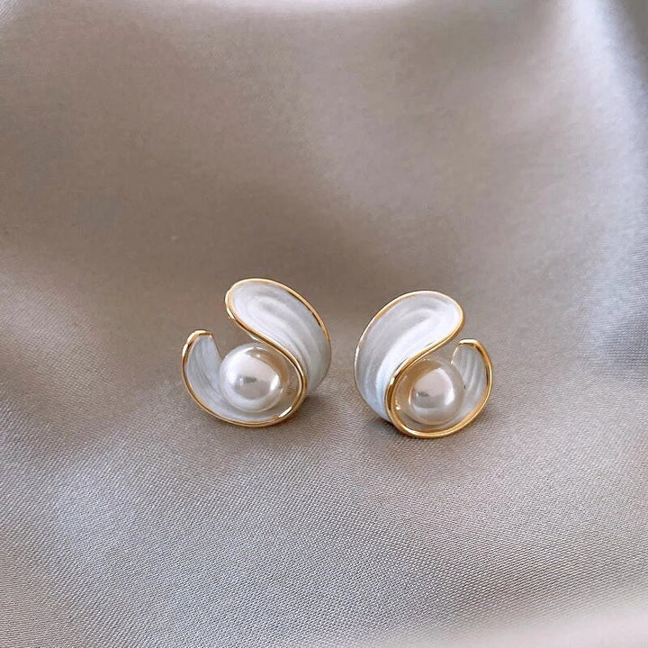 Liorie™ - Pearl Spiral Earrings