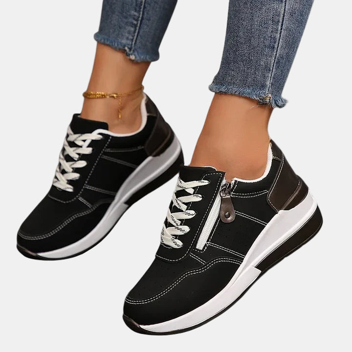 Black / 12