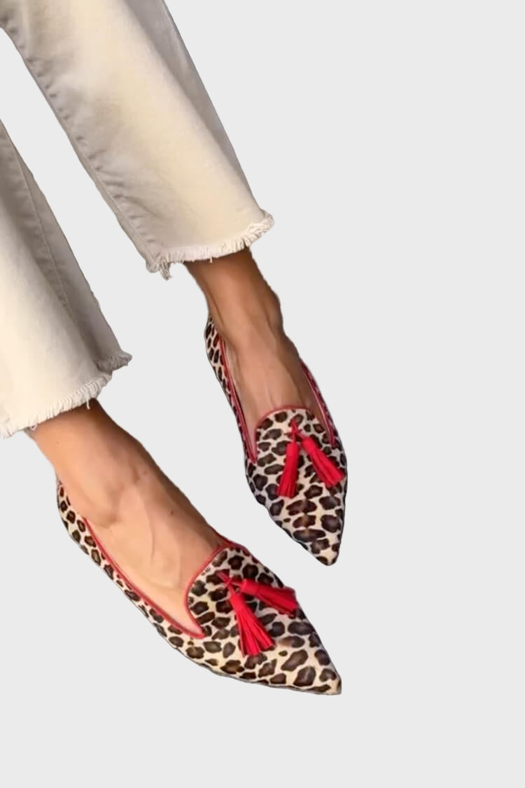 Noa | Red-Tasseled Pointed Flats