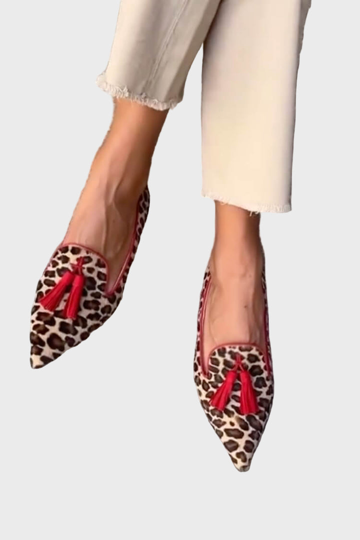 Noa | Red-Tasseled Pointed Flats