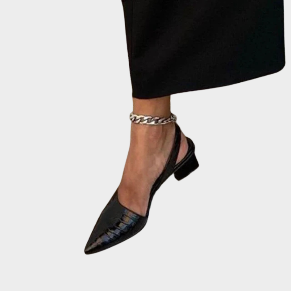 Black / 12
