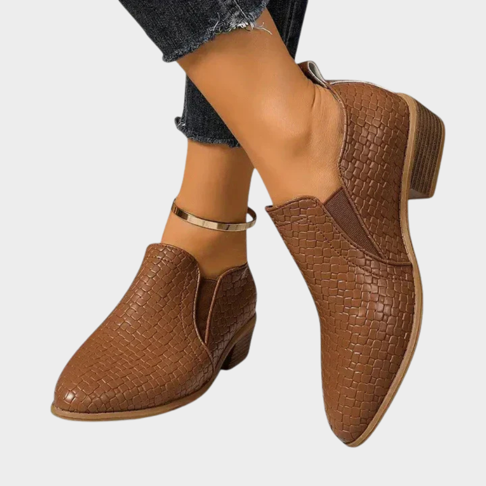 Dark Brown / 12