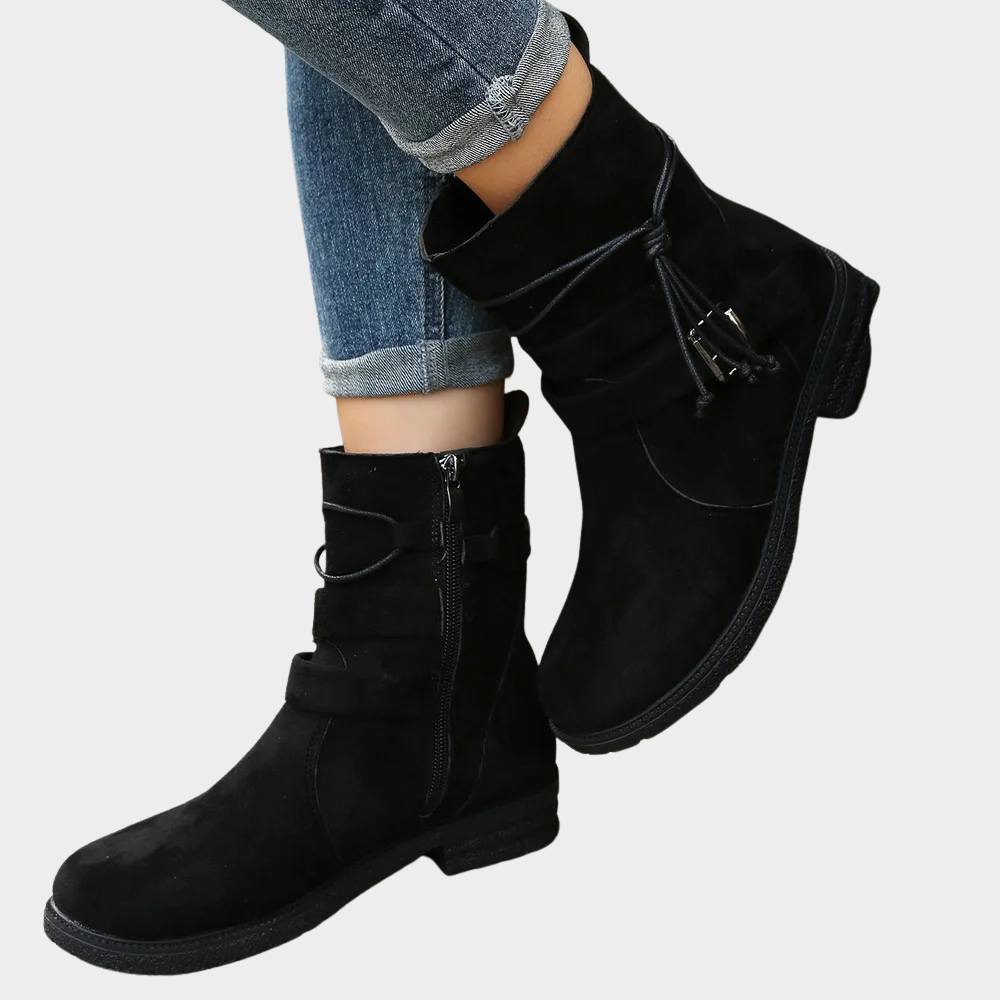 Black / 11