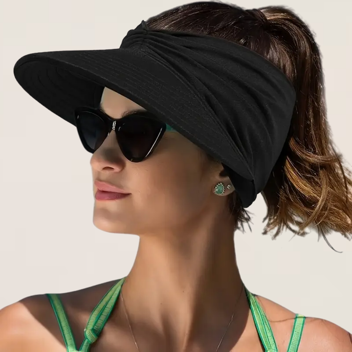 Soléa | Contoured Fit and Ponytail Opening Visor