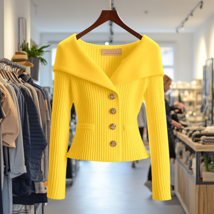 Amoura - Elegant Button-Up Pullover
