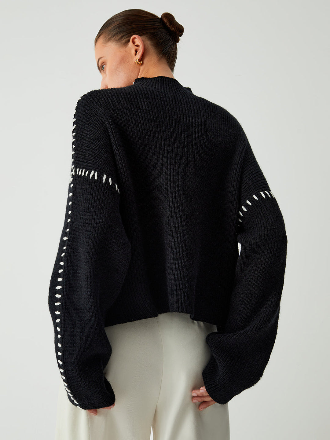 Sadie - Chic Stitch-Detail Sweater
