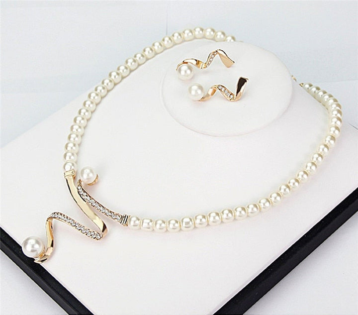 Luciya™ - Elegant Twist Pearl Necklace