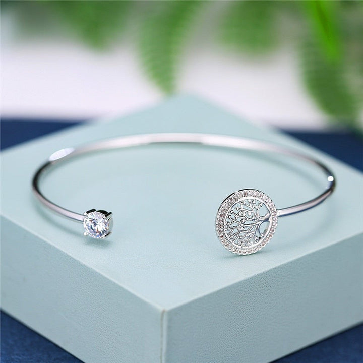 Emberly™ - Fashion Charm Bracelet