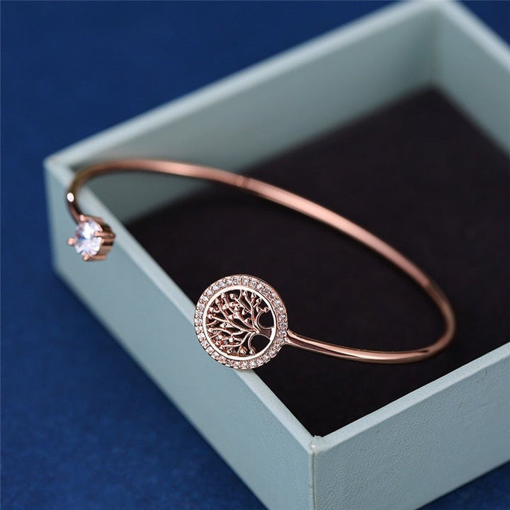 Emberly™ - Fashion Charm Bracelet
