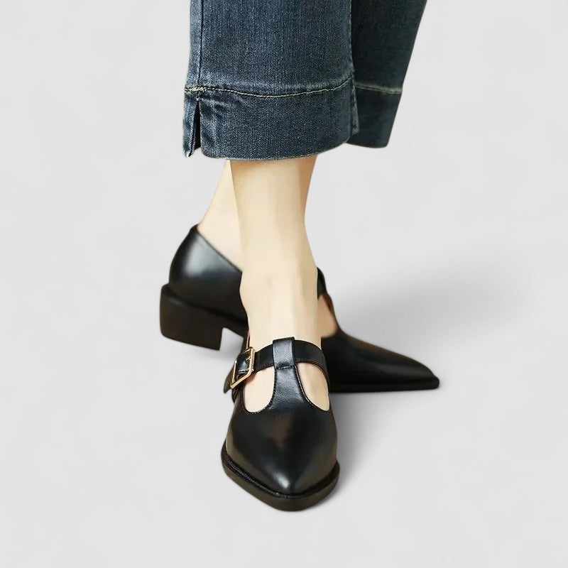 Black / 12