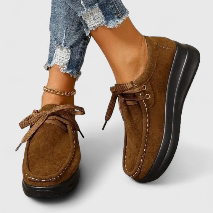 Brown / 11