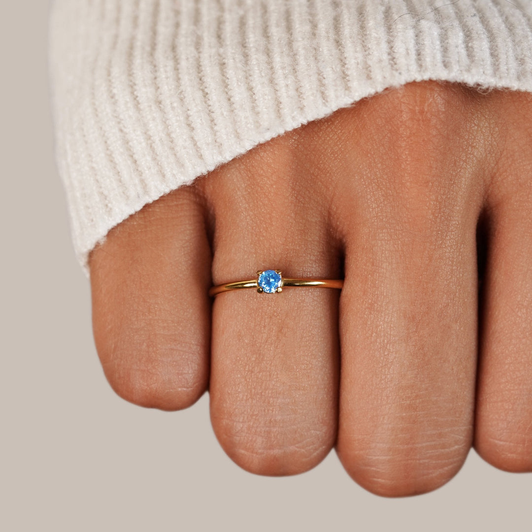 LUNA | ELEGANT BIRTHSTONE RINGS