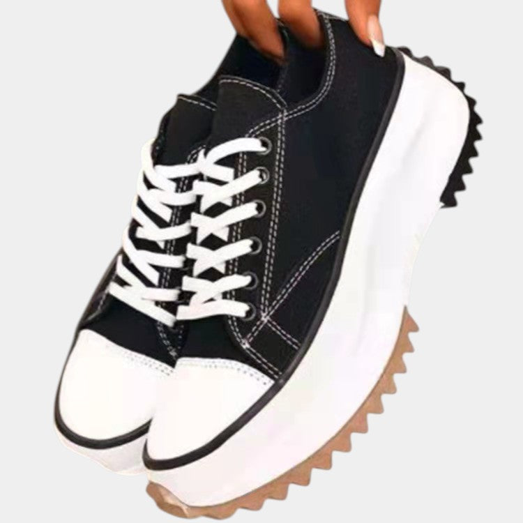 Black / 11