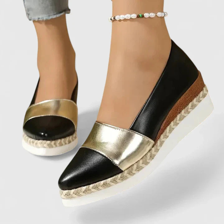 Black / 12